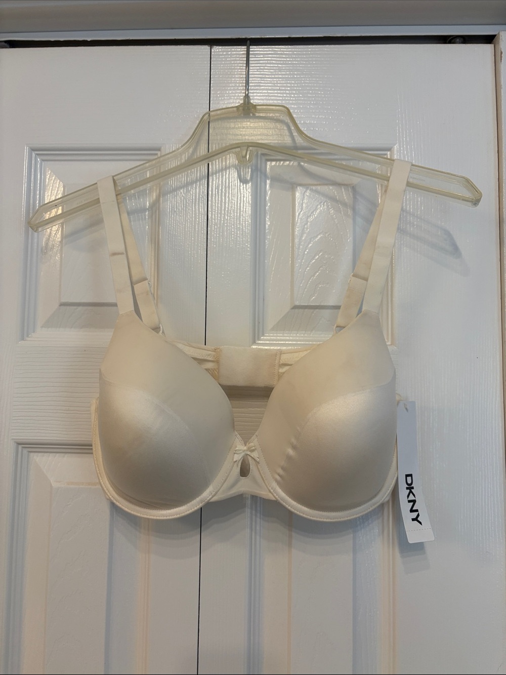 597 DKNY Cream Seamless Lightly Padded T-Shirt Bra